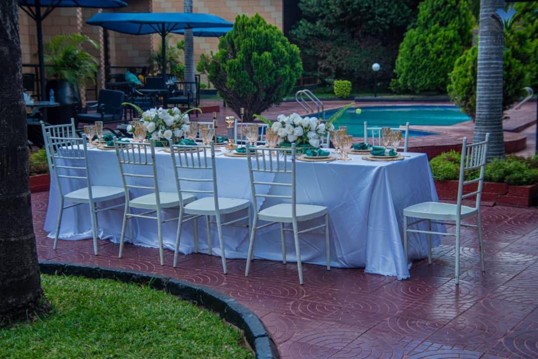 Mika Hotel Kabulonga Lusaka Kültér fotó