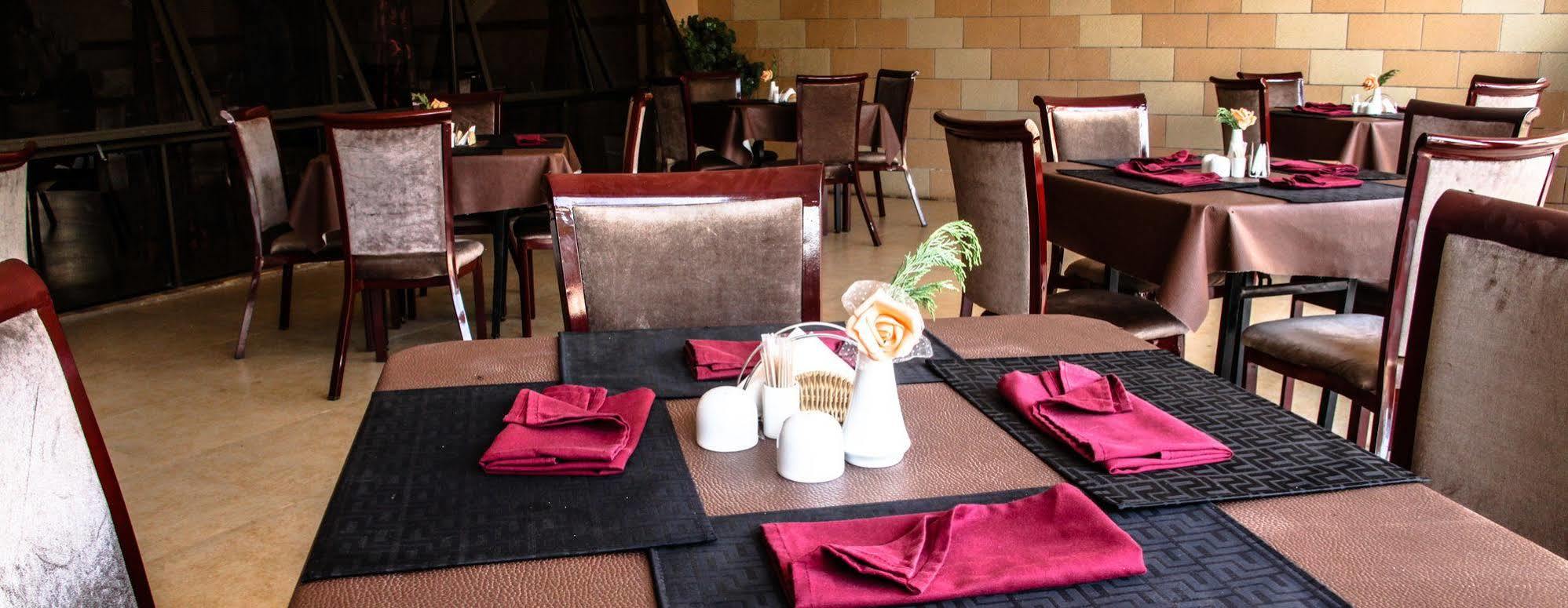Mika Hotel Kabulonga Lusaka Kültér fotó