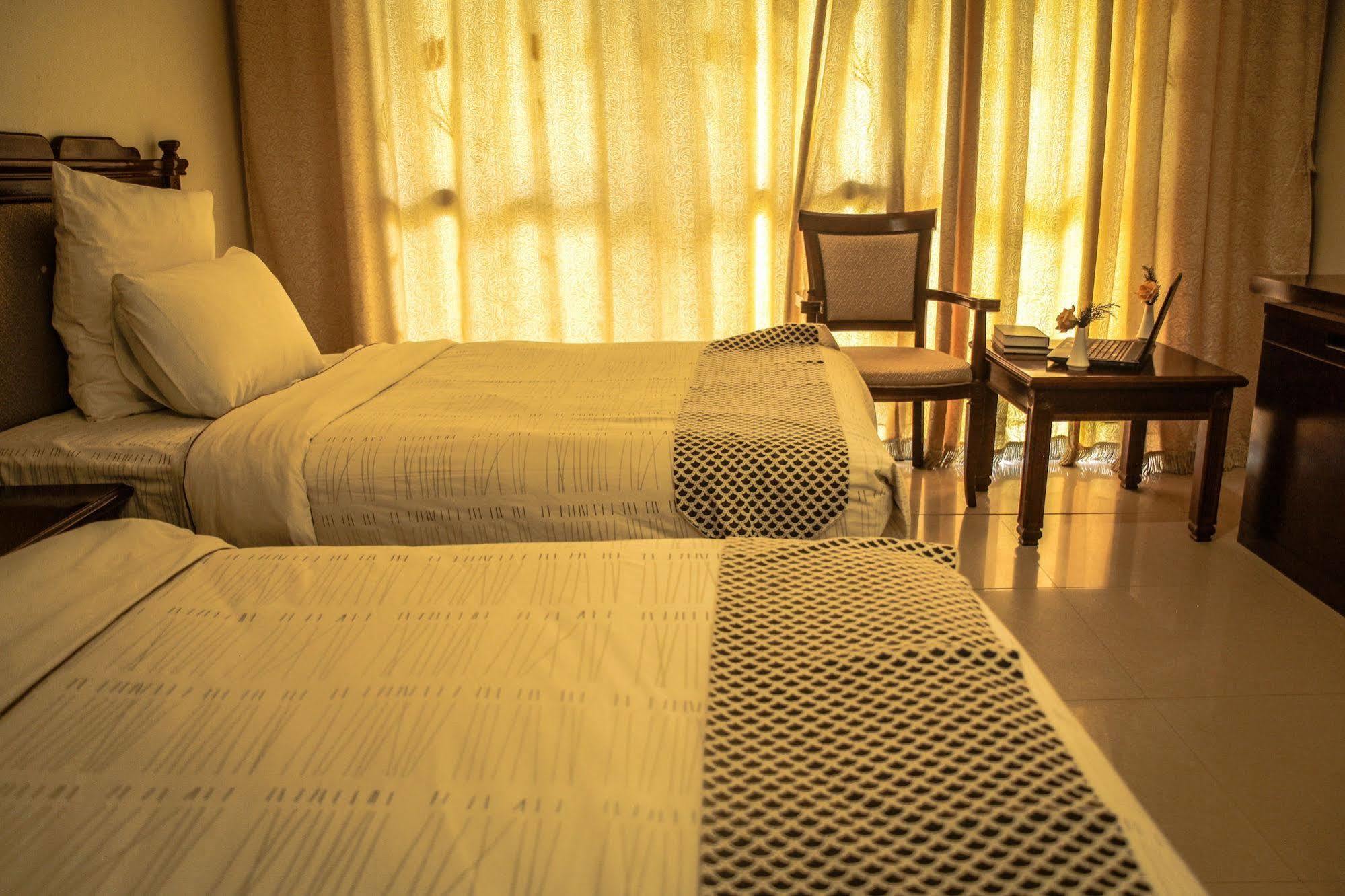 Mika Hotel Kabulonga Lusaka Kültér fotó